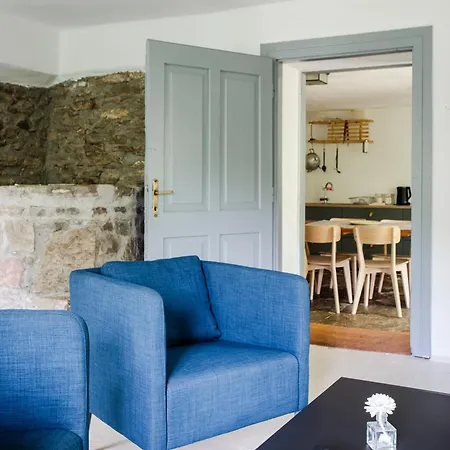 Nyaraló Hidden Valley House - A Rustic Retreat Most na Soči